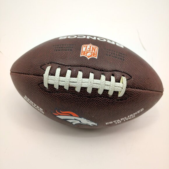 Wilson‎ NFL Backyard Legend Football Denver Broncos Official Size WTF1748 - Picture 4 of 10